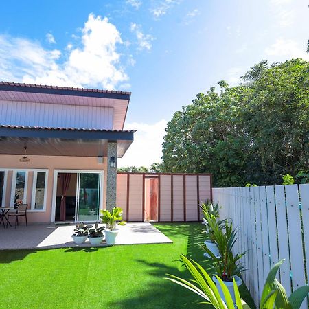 D' Village Cottage 2 - Private Pool Villa Pantai Cenang  Eksteriør bilde